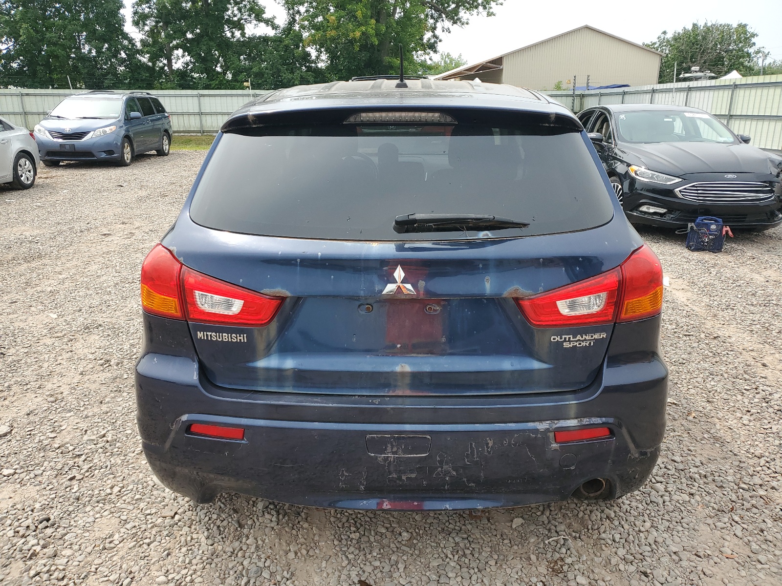 JA4AR4AU6BZ011550 2011 Mitsubishi Outlander Sport Se