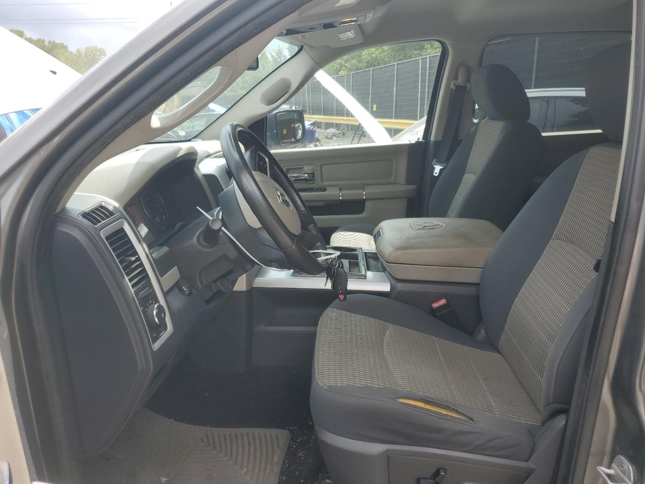 2010 Dodge Ram 1500 VIN: 1D7RV1CT9AS100677 Lot: 66611634