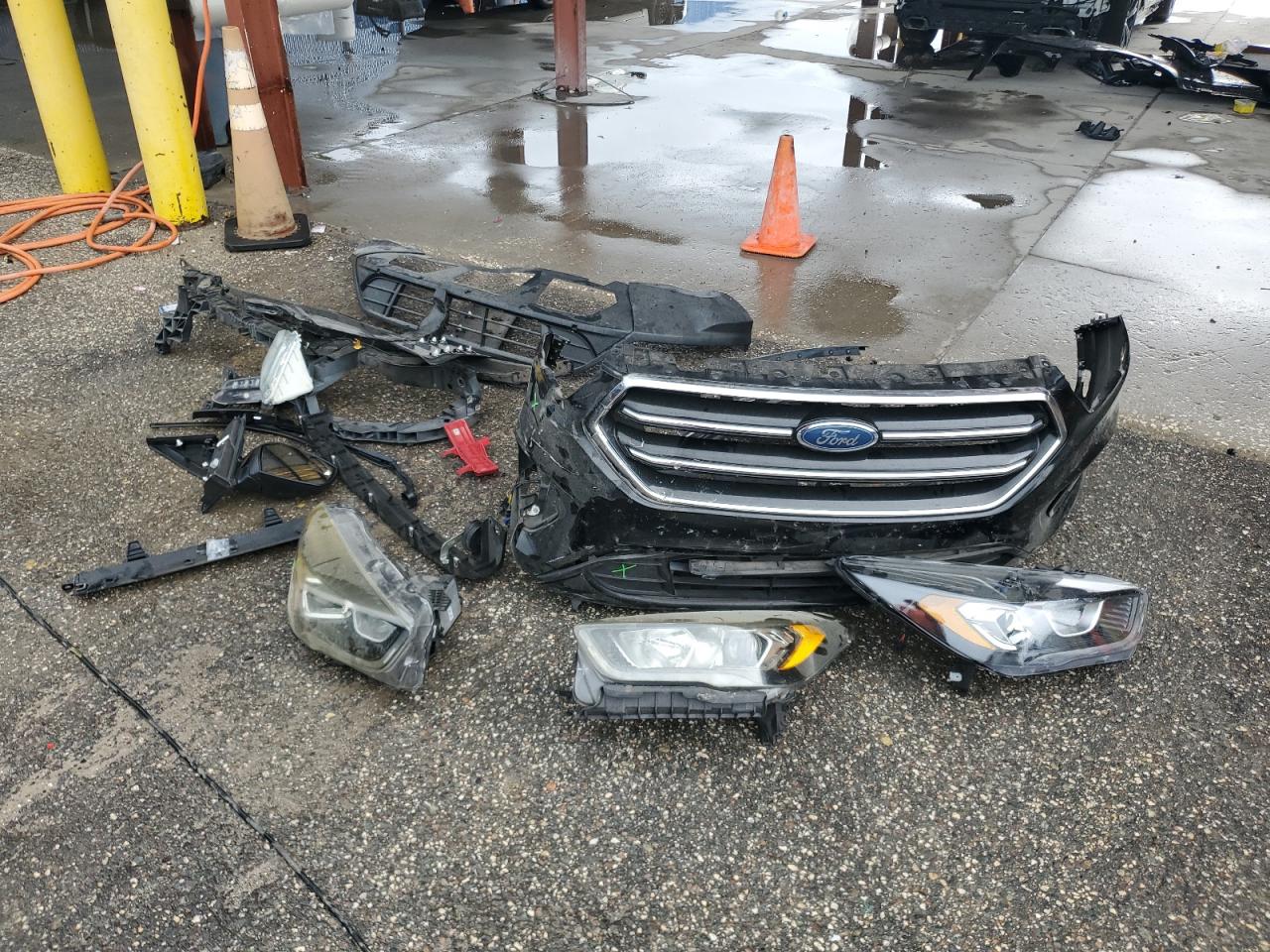 2018 Ford Escape Se VIN: 1FMCU0GD6JUB35032 Lot: 65438194