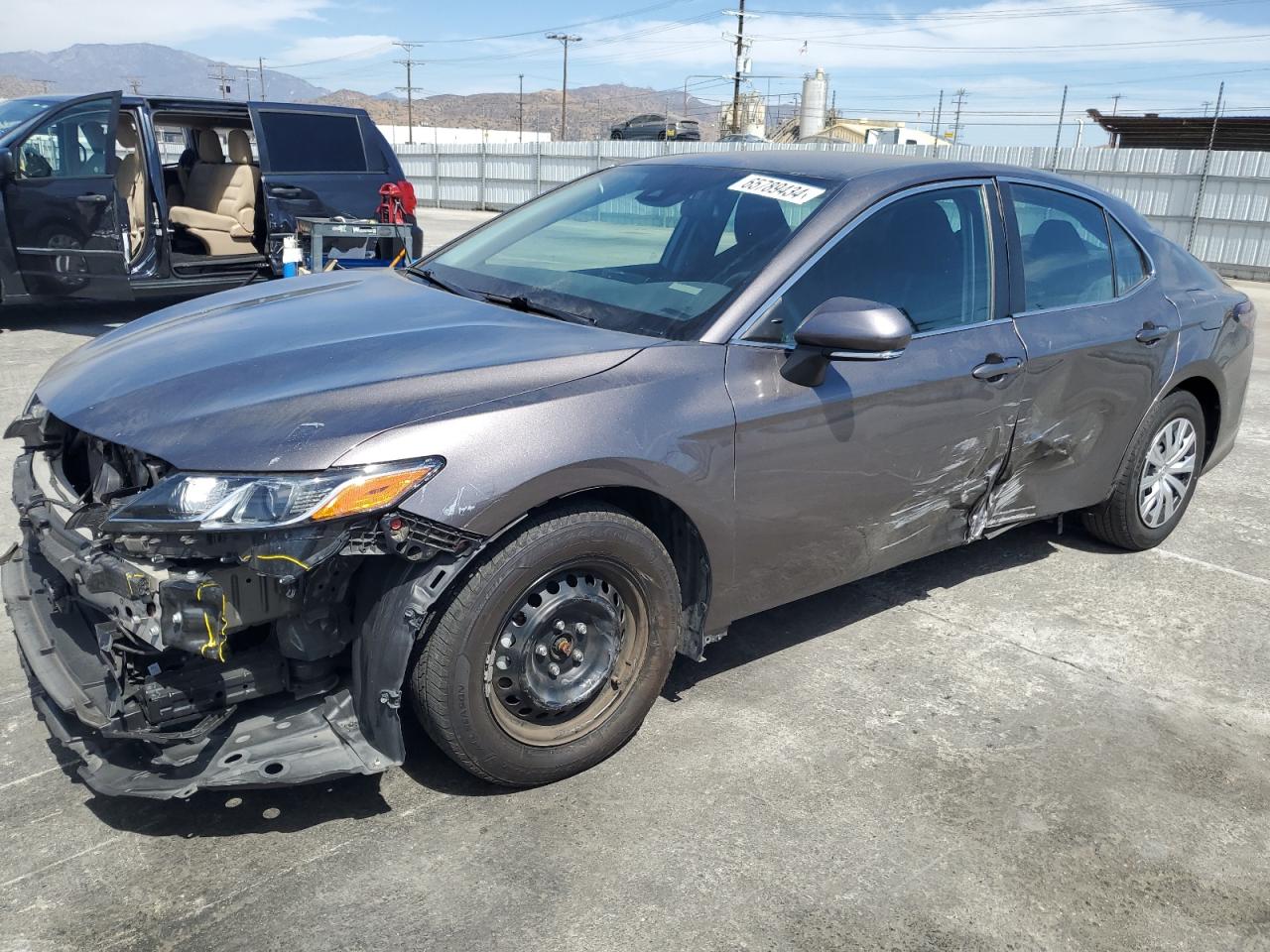 4T1C31AK8NU570219 2022 TOYOTA CAMRY - Image 1