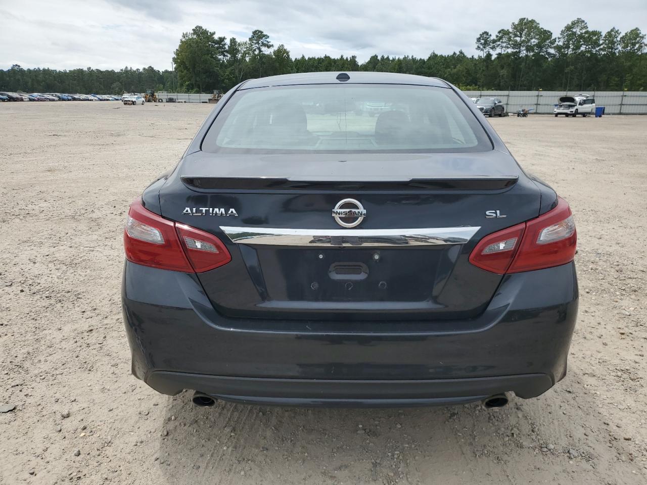 1N4AL3AP3JC167998 2018 Nissan Altima 2.5