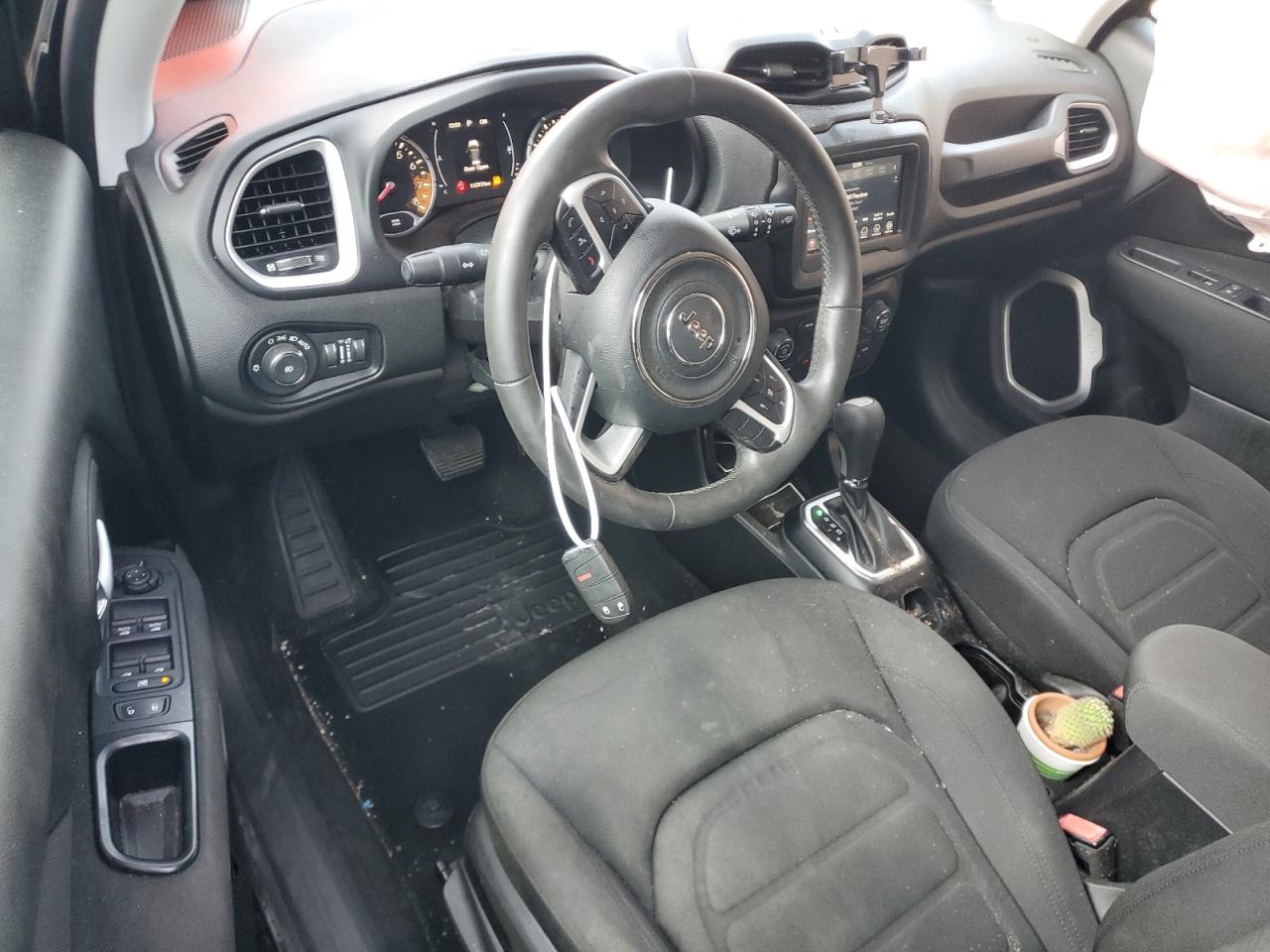 ZACCJABB4JPJ39197 2018 Jeep Renegade Latitude