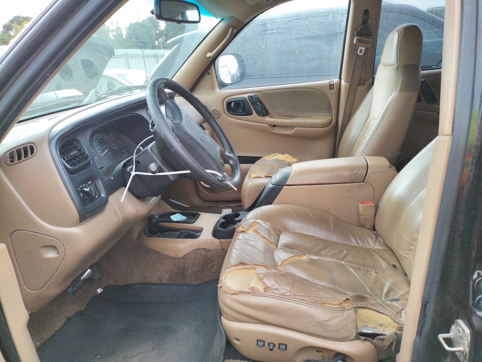 1B4HS28Y1XF694060 1999 Dodge Durango