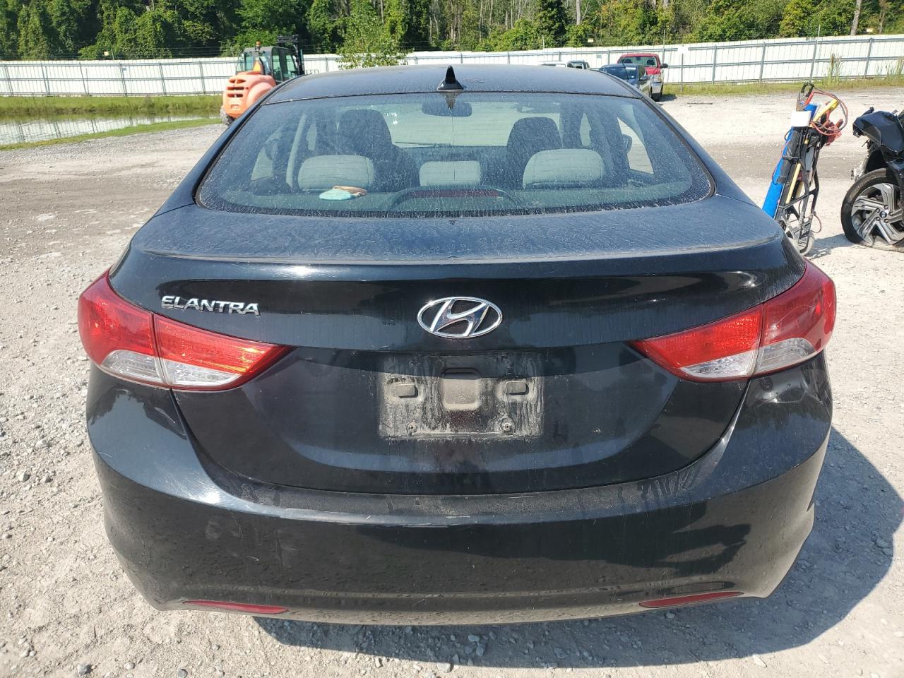 KMHDH4AE5CU181424 2012 Hyundai Elantra Gls