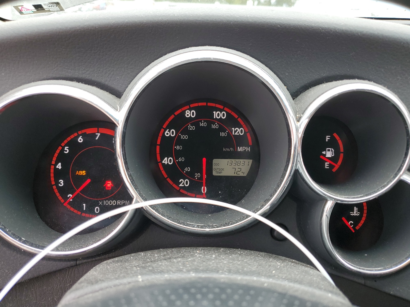 2T1LR32E04C312330 2004 Toyota Corolla Matrix Base