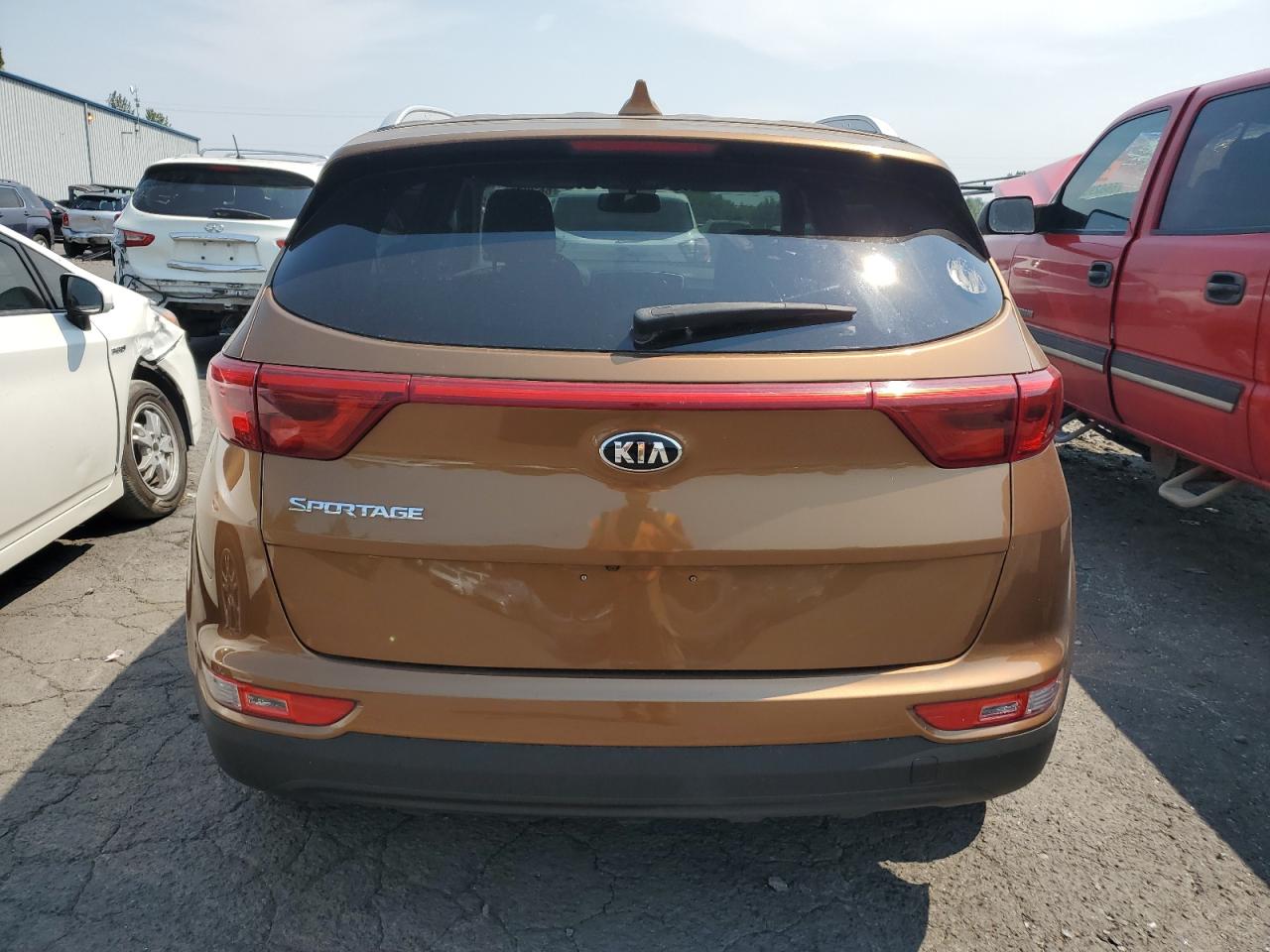 KNDPMCAC2H7099436 2017 Kia Sportage Lx