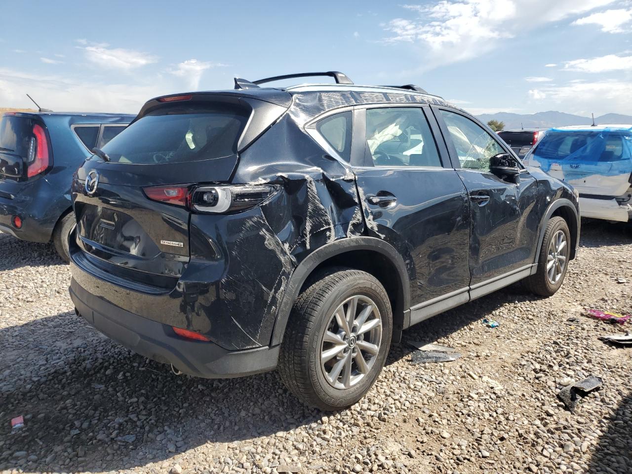 2022 Mazda CX-5 - Image 3
