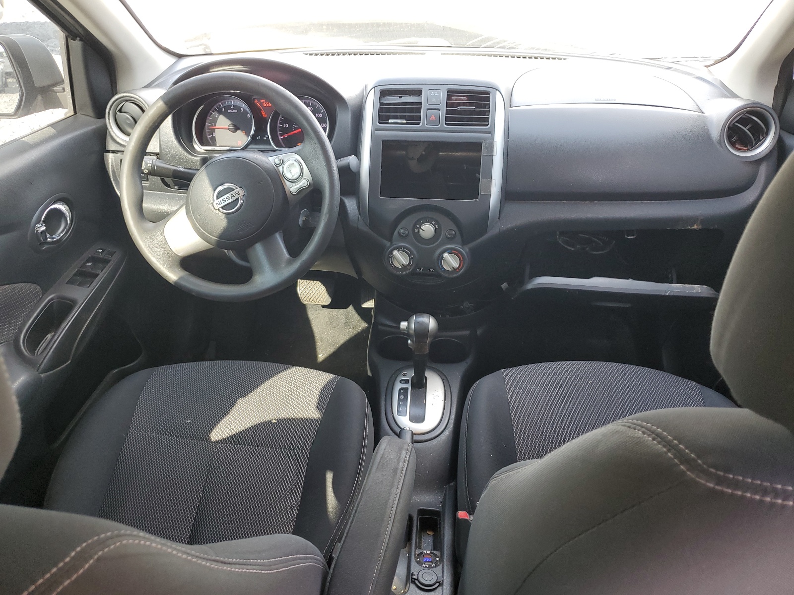 2014 Nissan Versa S vin: 3N1CN7APXEL814947