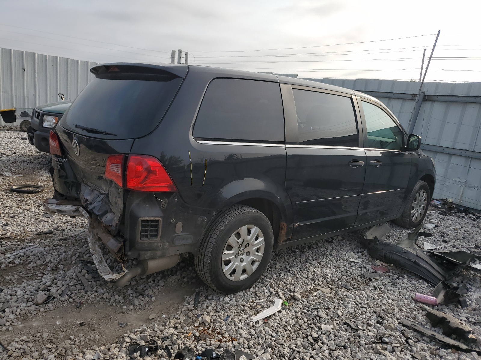 2V4RW4DG5BR695434 2011 Volkswagen Routan S