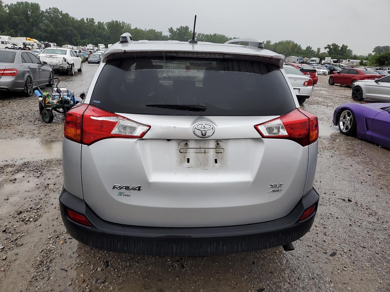 2015 Toyota Rav4 Xle VIN: 2T3RFREV2FW292253 Lot: 66524264