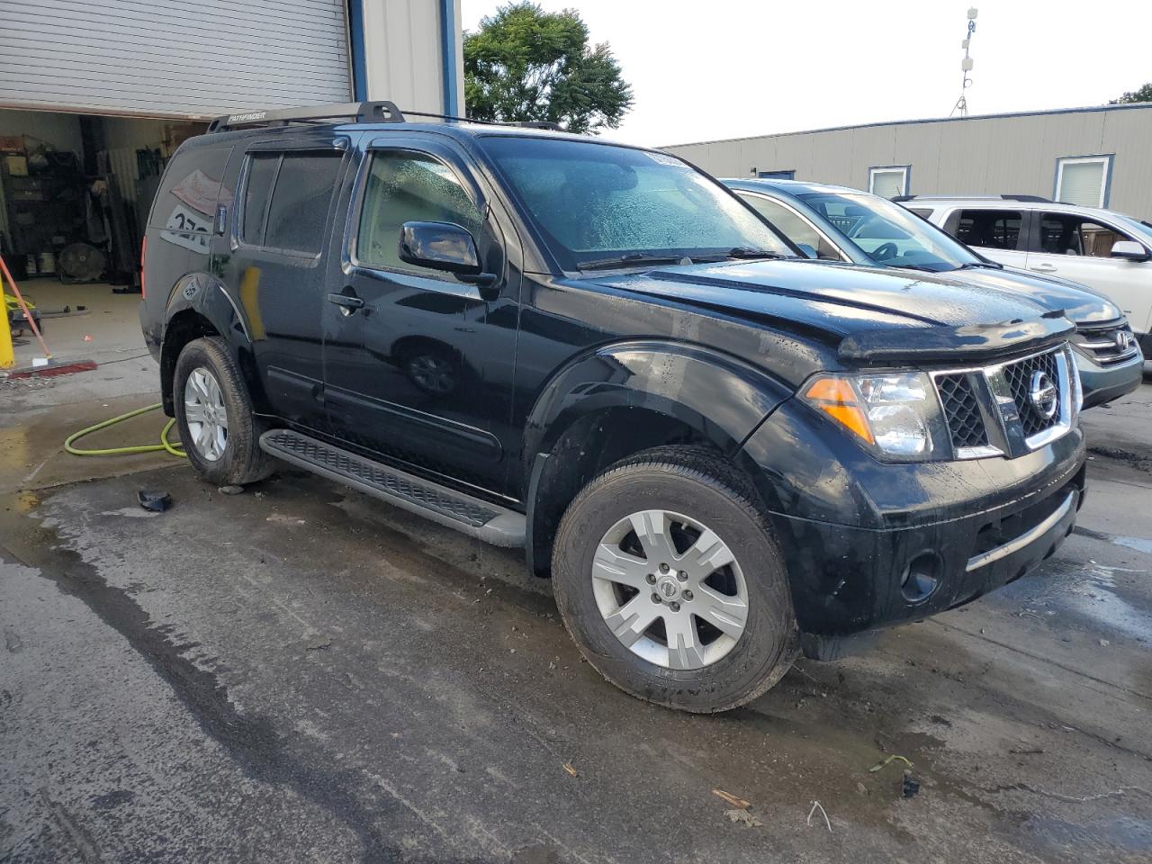 2005 Nissan Pathfinder Le VIN: 5N1AR18W65C722521 Lot: 67756324