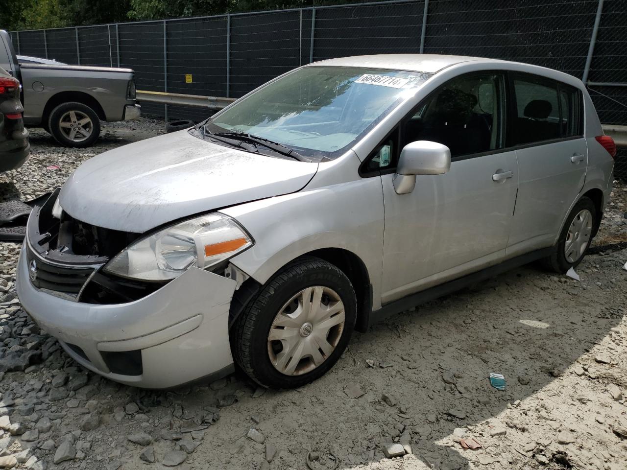 2010 Nissan Versa - Image 1