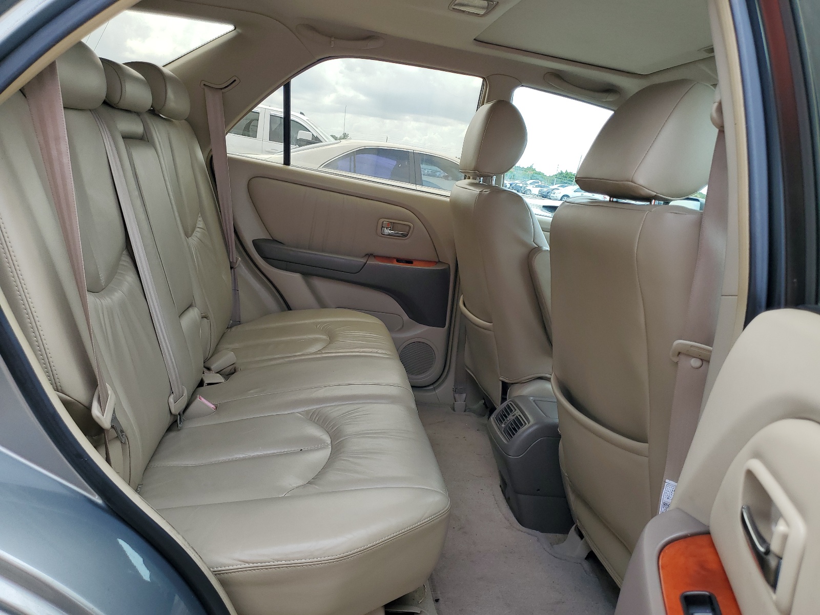 JTJGF10U910102689 2001 Lexus Rx 300