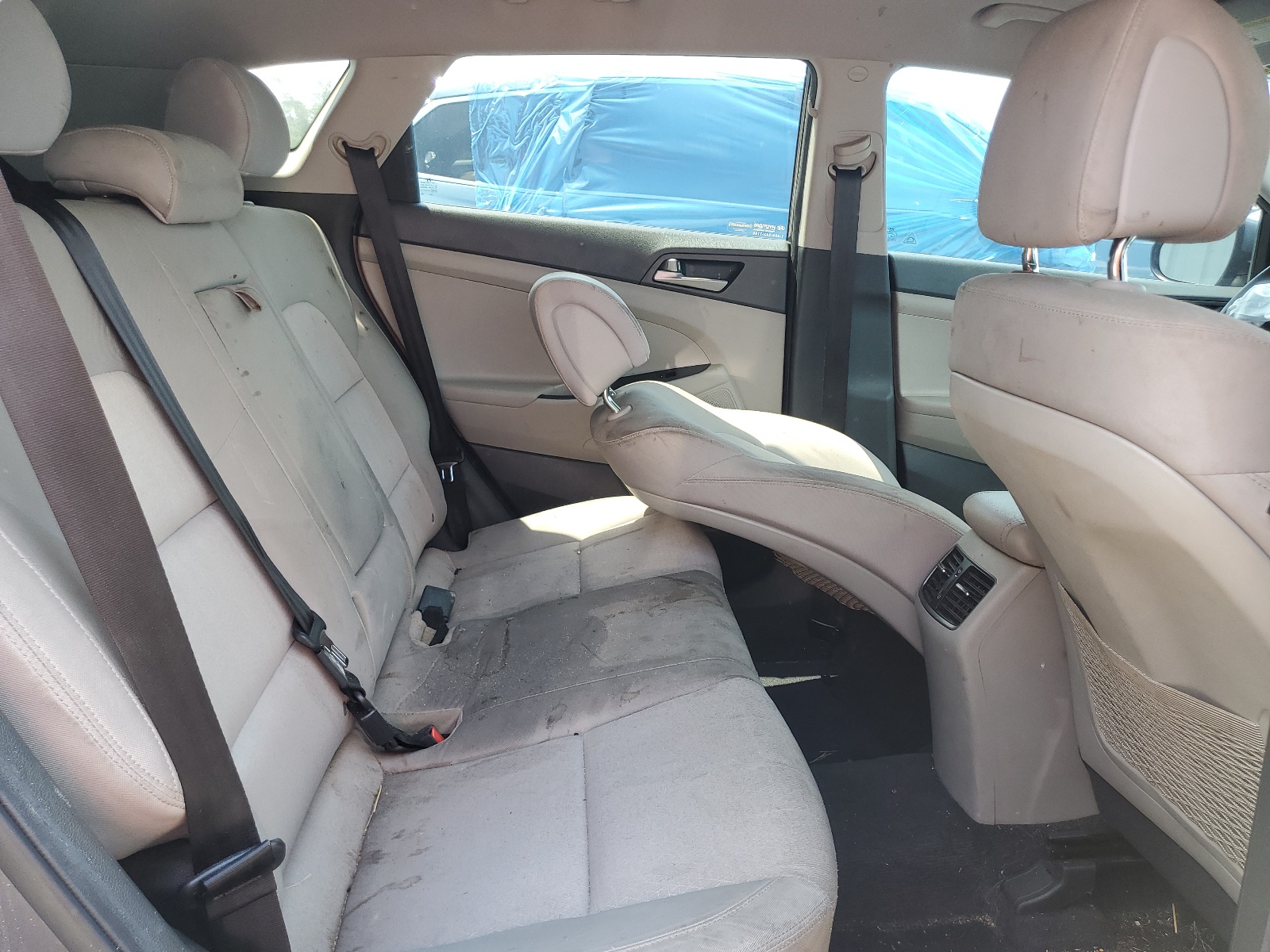 KM8J33AL4JU732174 2018 Hyundai Tucson Sport