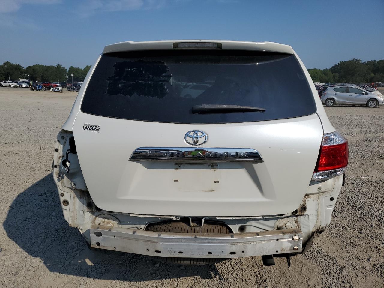 5TDZA3EH1DS039266 2013 Toyota Highlander Base