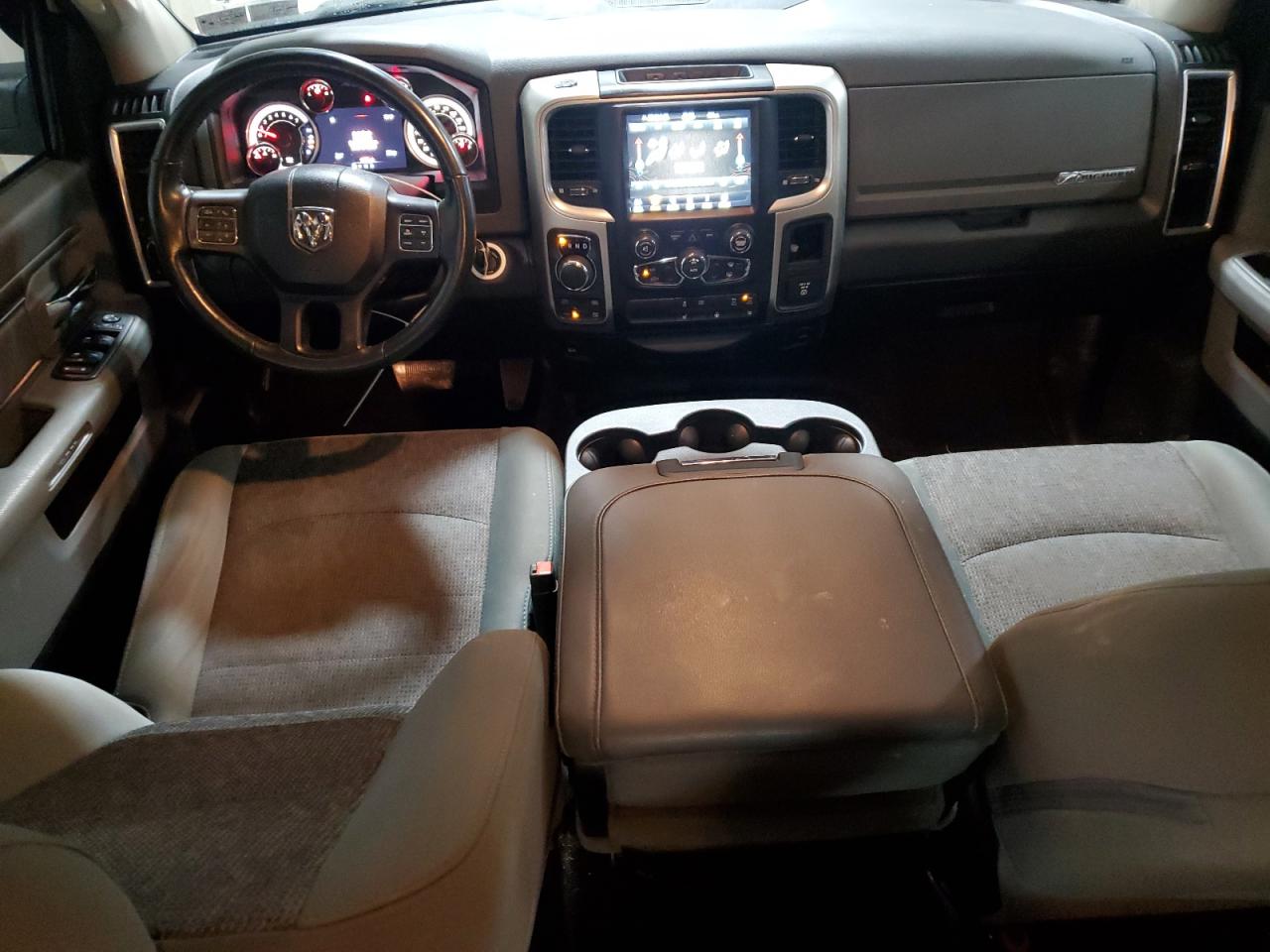 2018 Ram 1500 Slt VIN: 3C6RR7LG8JG252744 Lot: 66476614