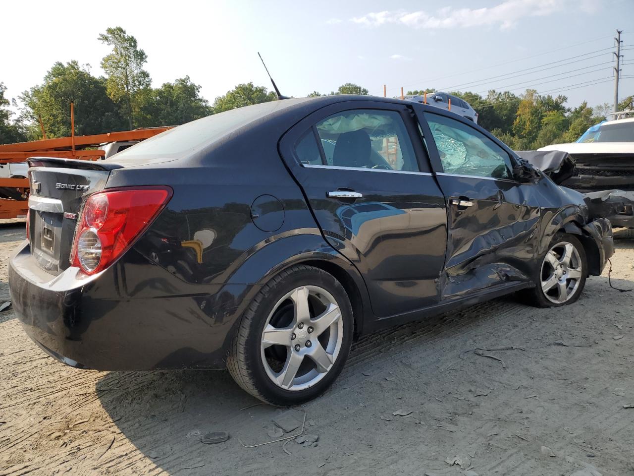 VIN 1G1JE5SB3D4228695 2013 CHEVROLET SONIC no.3