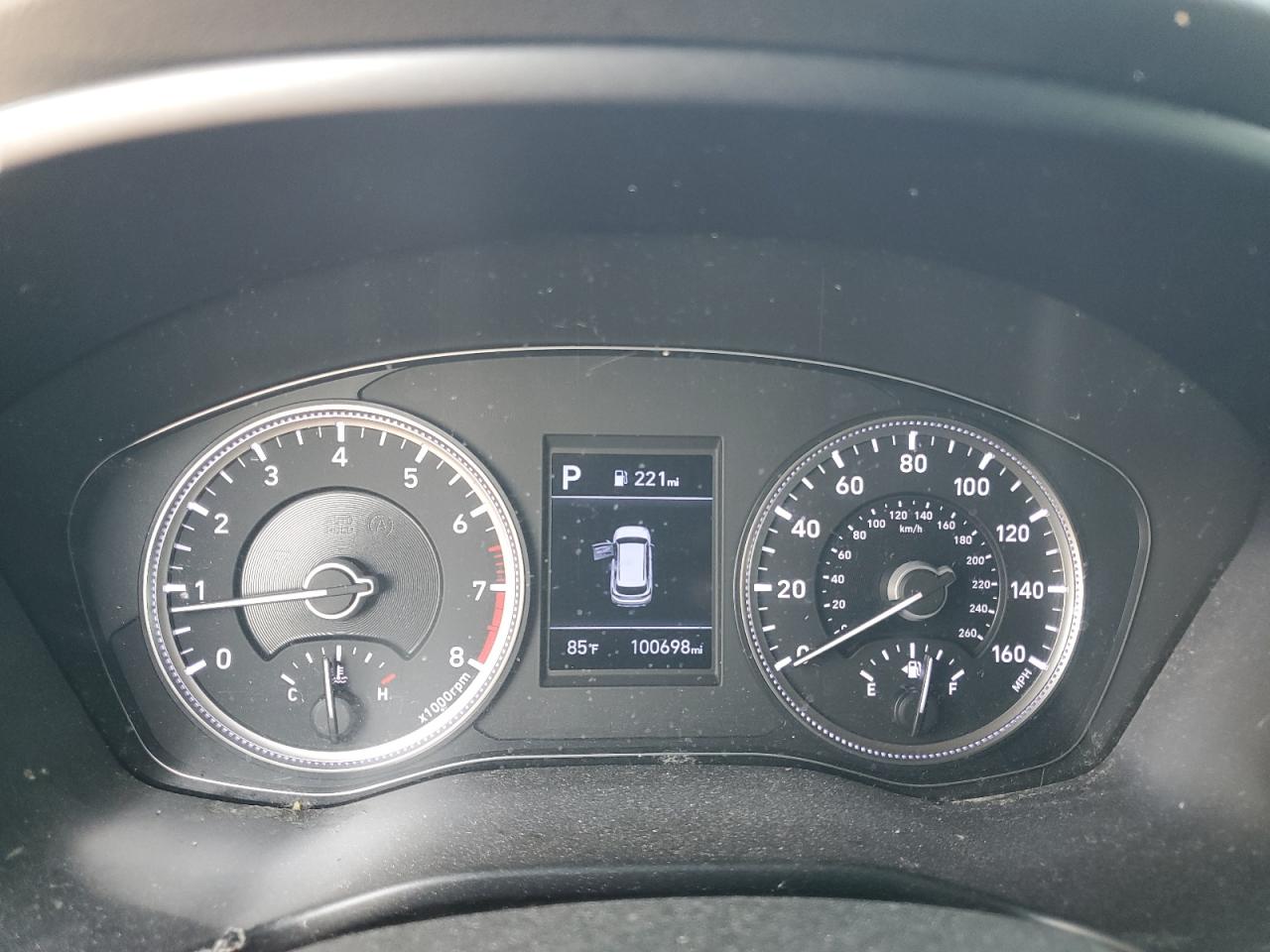 2019 Hyundai Santa Fe - Image 9