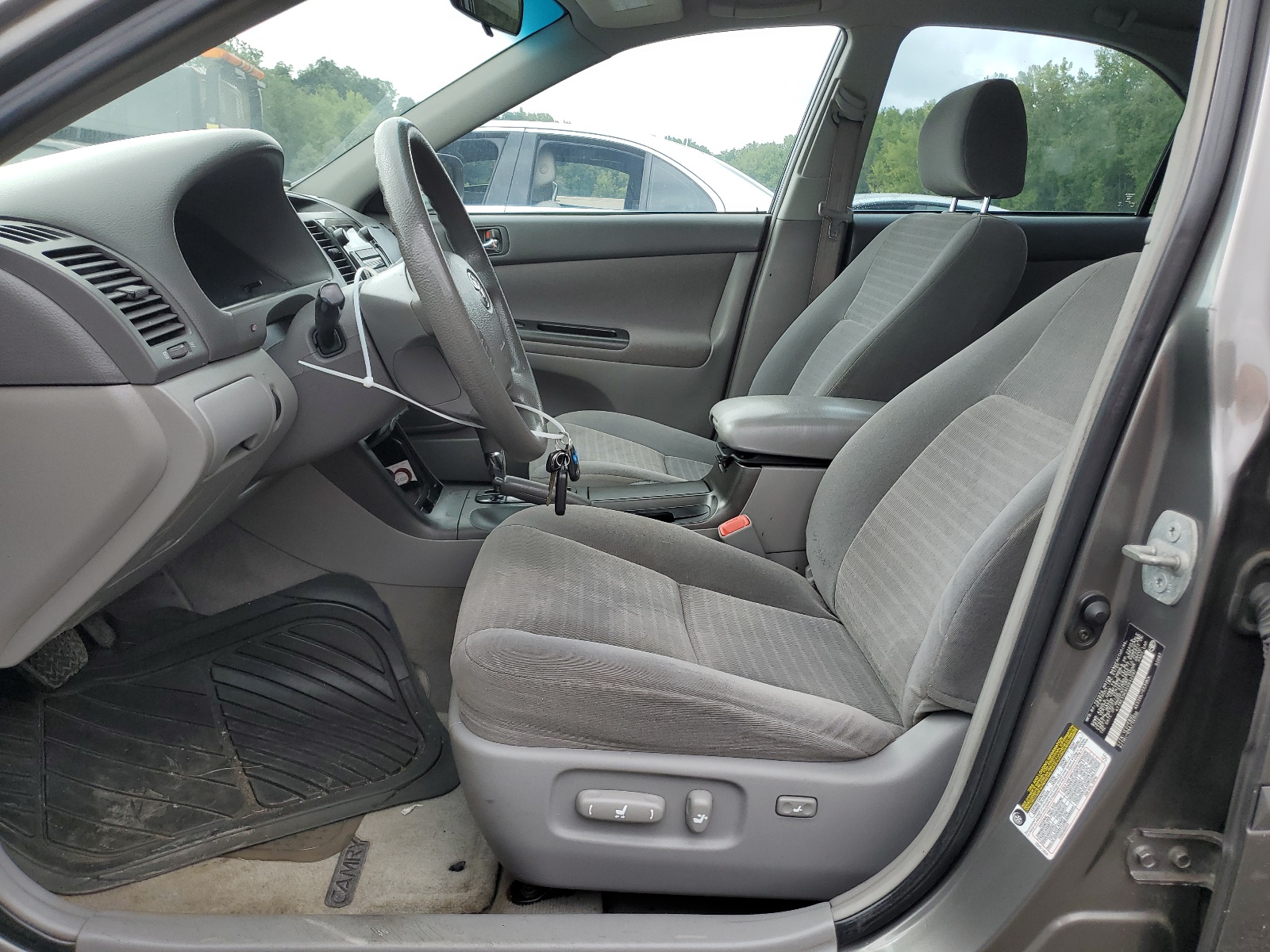 4T1BE32K95U542297 2005 Toyota Camry Le