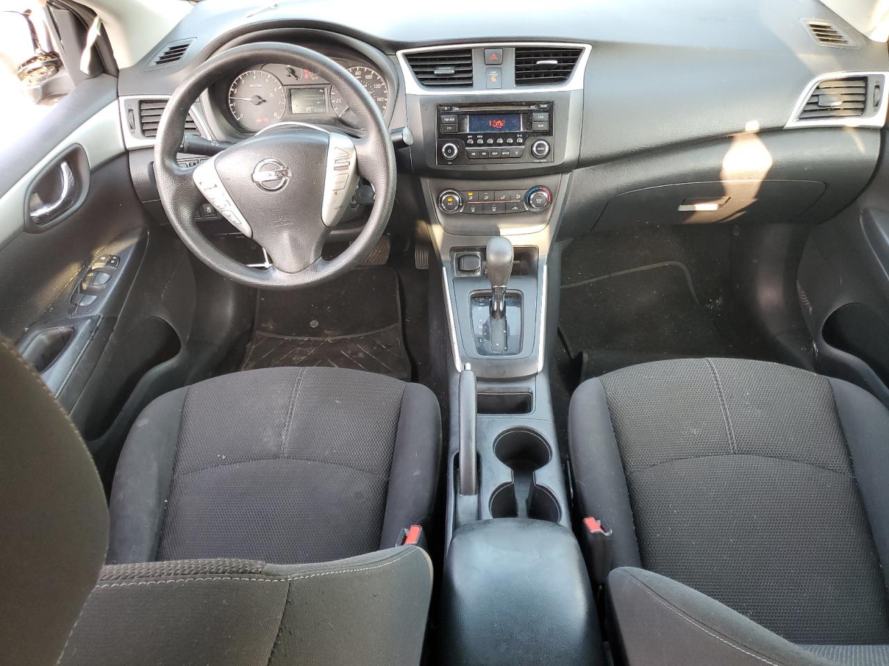 2016 Nissan Sentra - Image 8