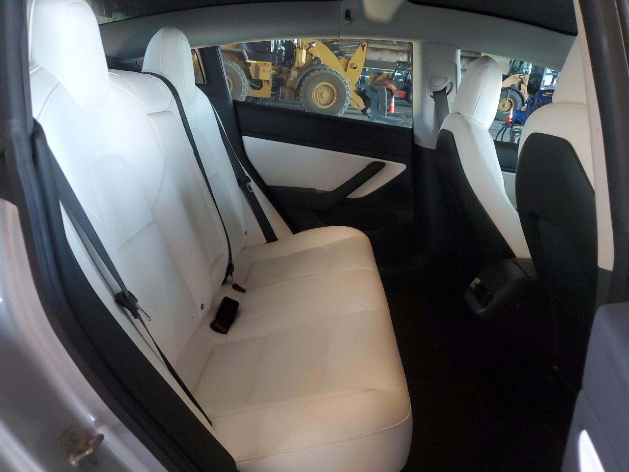 2018 Tesla Model 3 VIN: 5YJ3E1EB6JF100590 Lot: 67957994