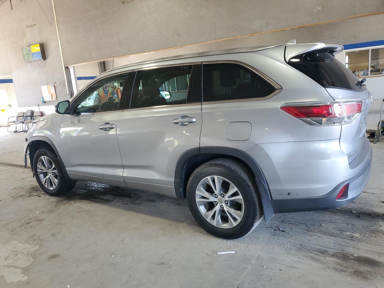 5TDJKRFH7ES015499 2014 Toyota Highlander Xle