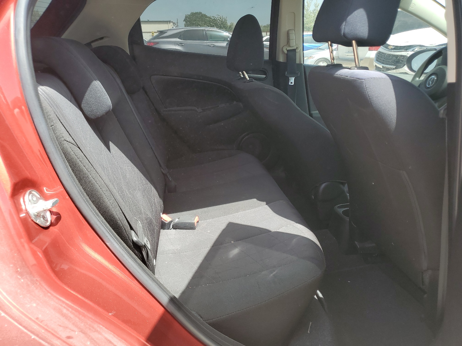 JM1DE1KY5E0185679 2014 Mazda Mazda2 Sport