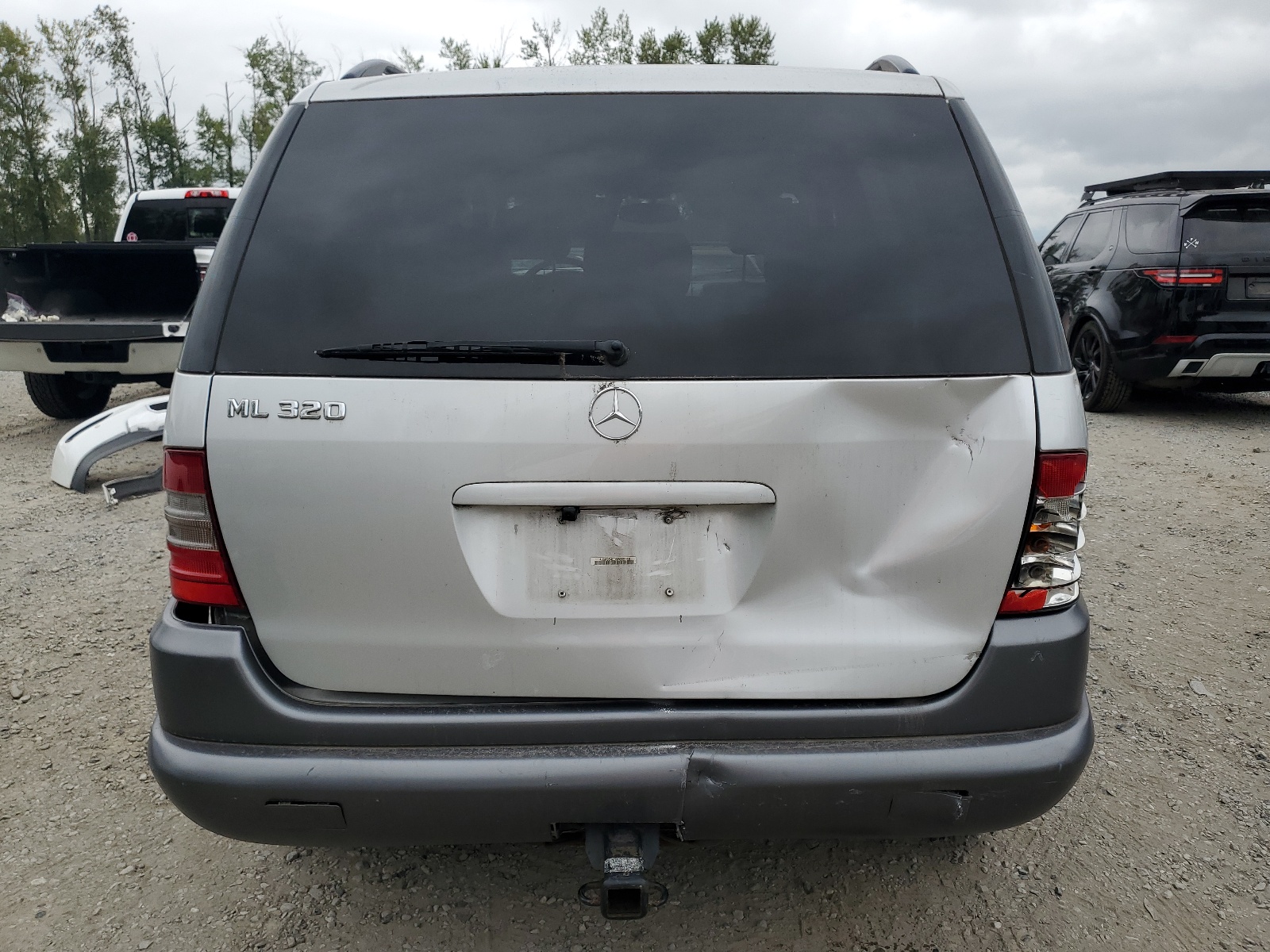 4JGAB54E3XA089760 1999 Mercedes-Benz Ml 320