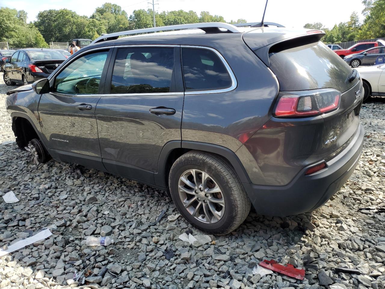 2019 Jeep Cherokee Latitude Plus VIN: 1C4PJMLX4KD219325 Lot: 68665854