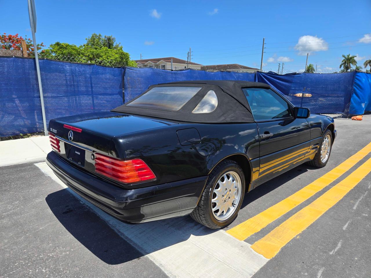 1998 Mercedes-Benz Sl 500 VIN: WDBFA67F1WF170733 Lot: 66393574