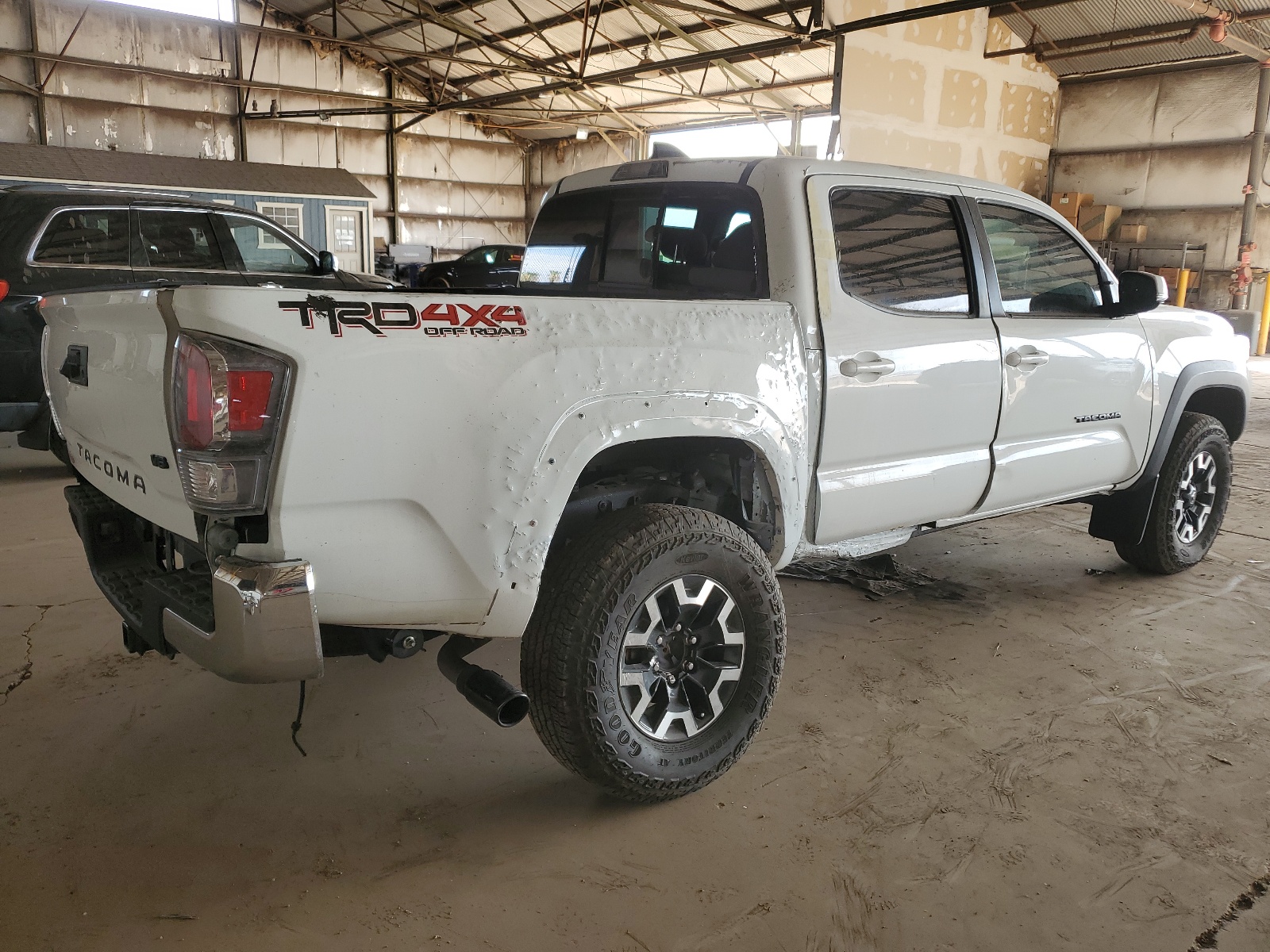 2022 Toyota Tacoma Double Cab vin: 3TMCZ5AN0NM519175