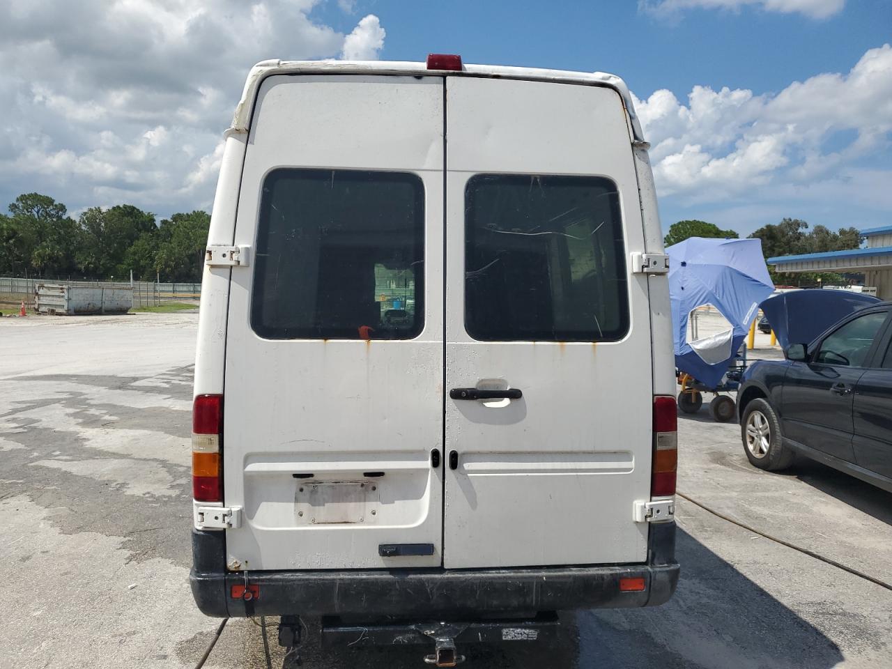 2005 Dodge Sprinter 2500 VIN: WD0PD744X55786142 Lot: 66946444