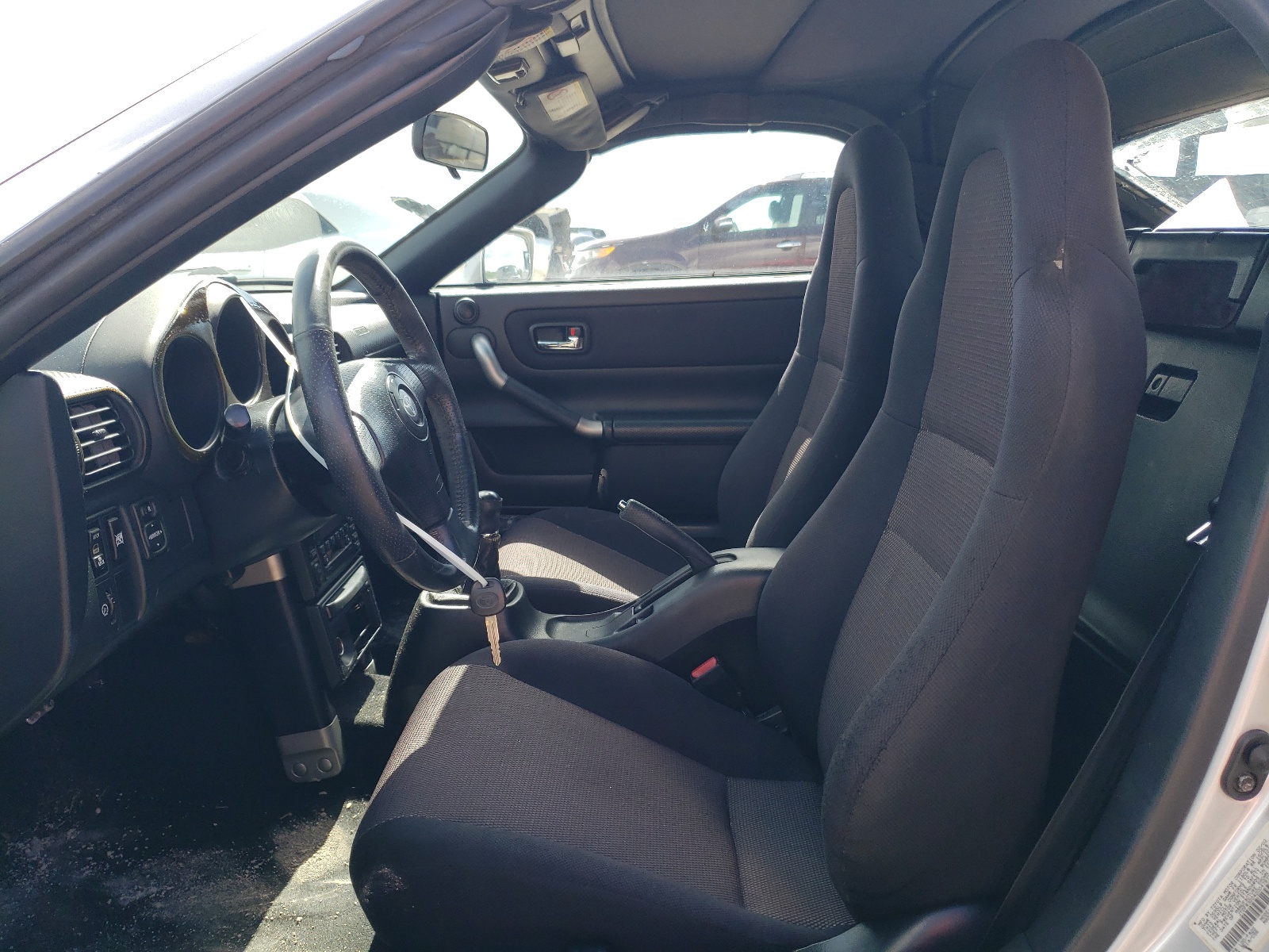 JTDFR320420047873 2002 Toyota Mr2 Spyder