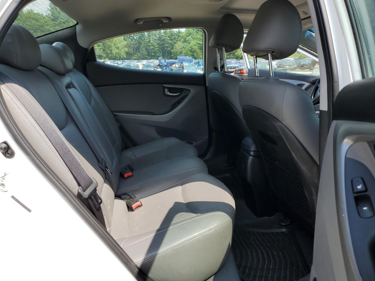 2015 Hyundai Elantra Se VIN: 5NPDH4AE3FH577631 Lot: 64567964