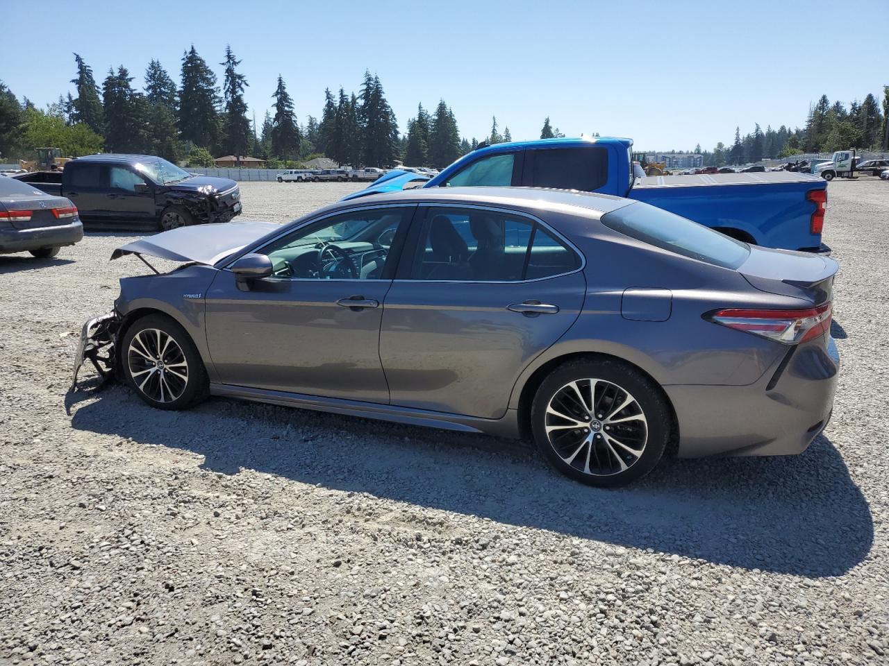 4T1B21HK1JU006667 2018 TOYOTA CAMRY - Image 2