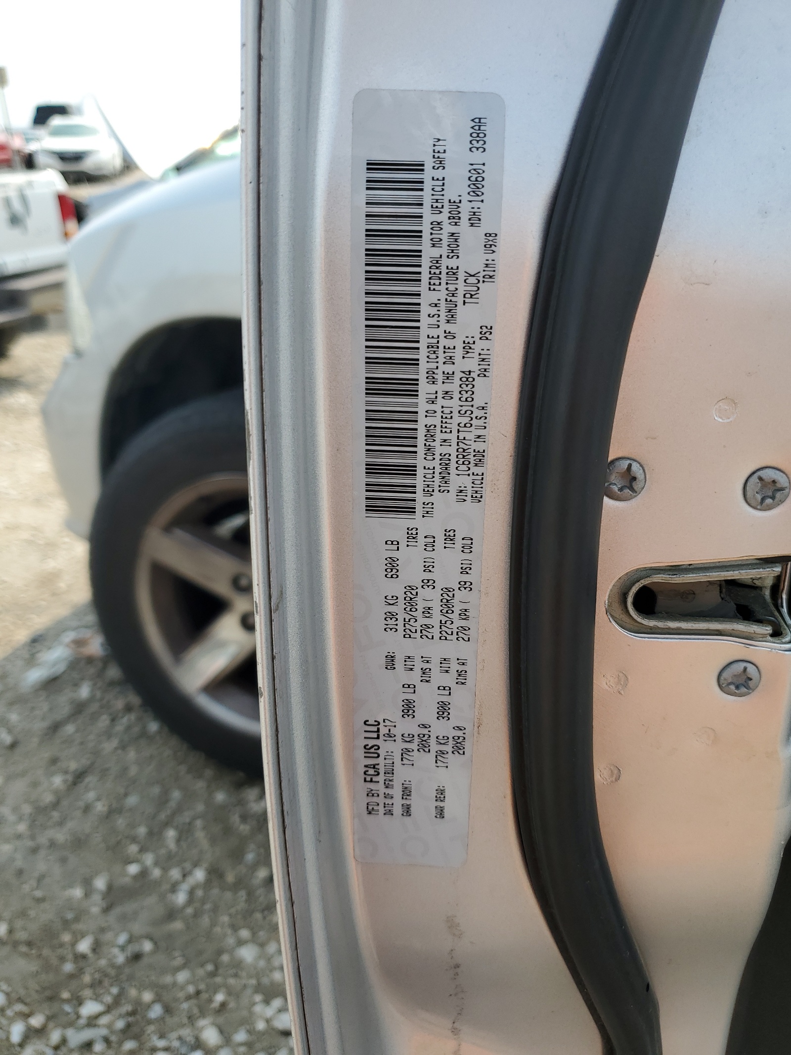 1C6RR7FT6JS163384 2018 Ram 1500 St