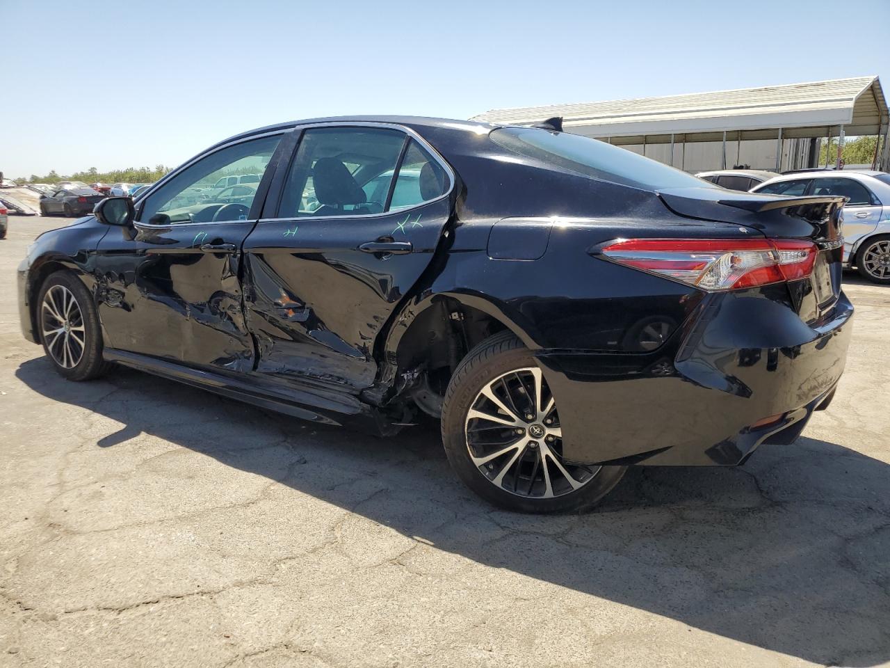 4T1B11HK6KU774620 2019 TOYOTA CAMRY - Image 2