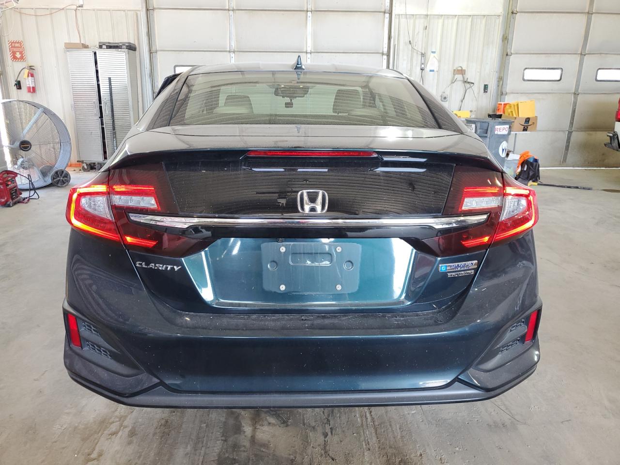 JHMZC5F34JC019971 2018 Honda Clarity Touring