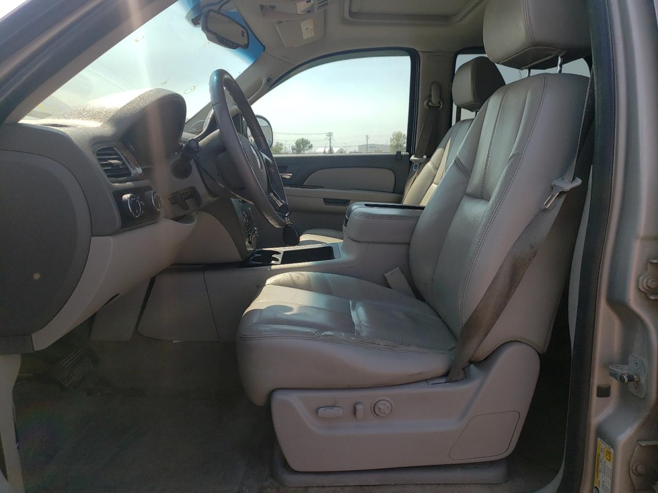 2007 GMC Yukon - Image 7