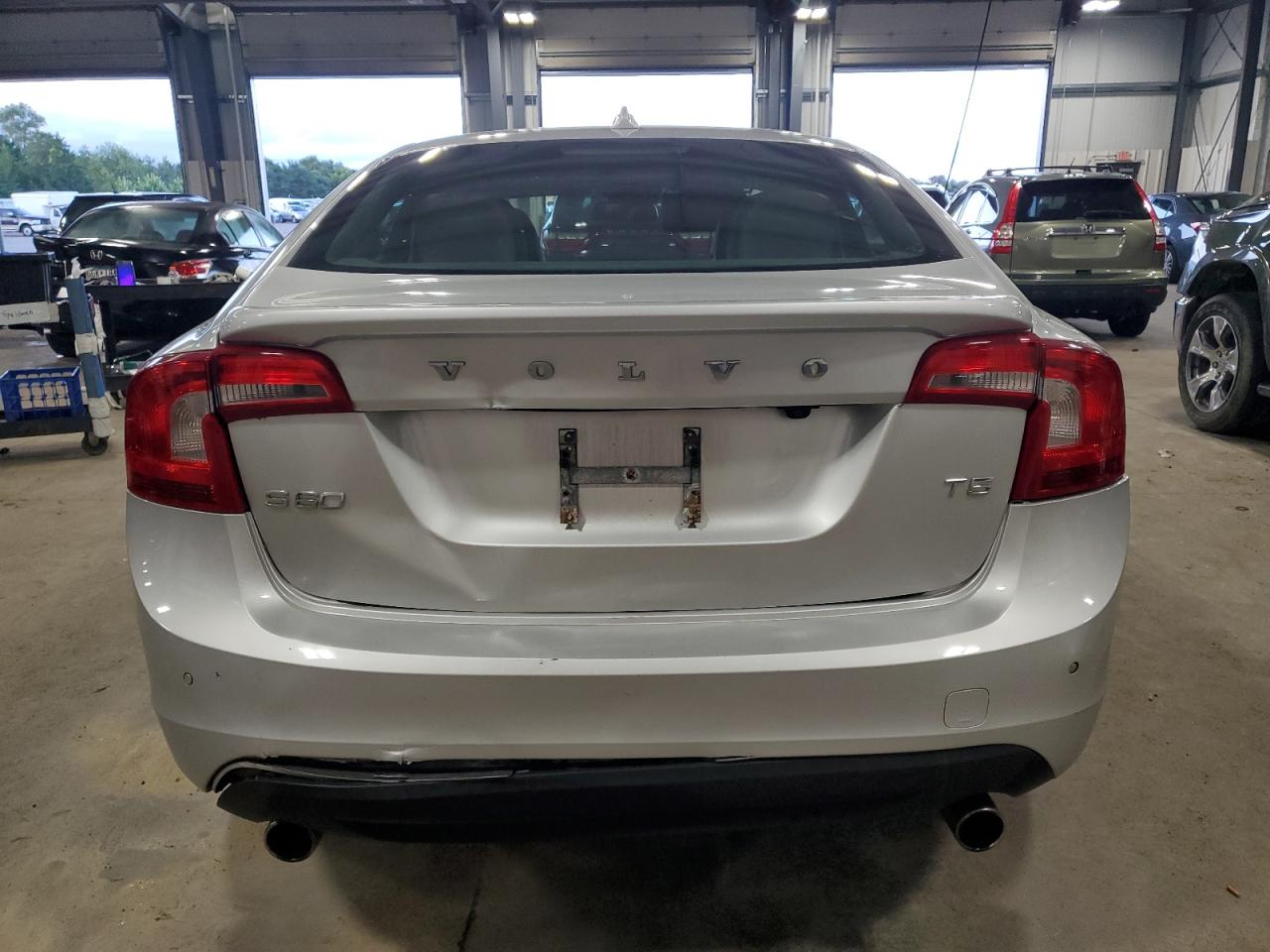 YV1622FS9C2122030 2012 Volvo S60 T5