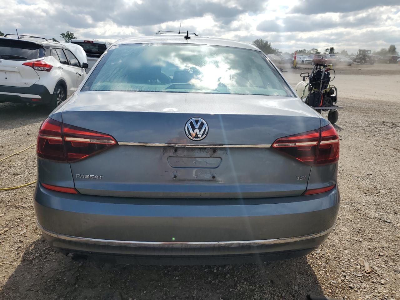 2017 Volkswagen Passat S VIN: 1VWAT7A33HC018951 Lot: 67728394