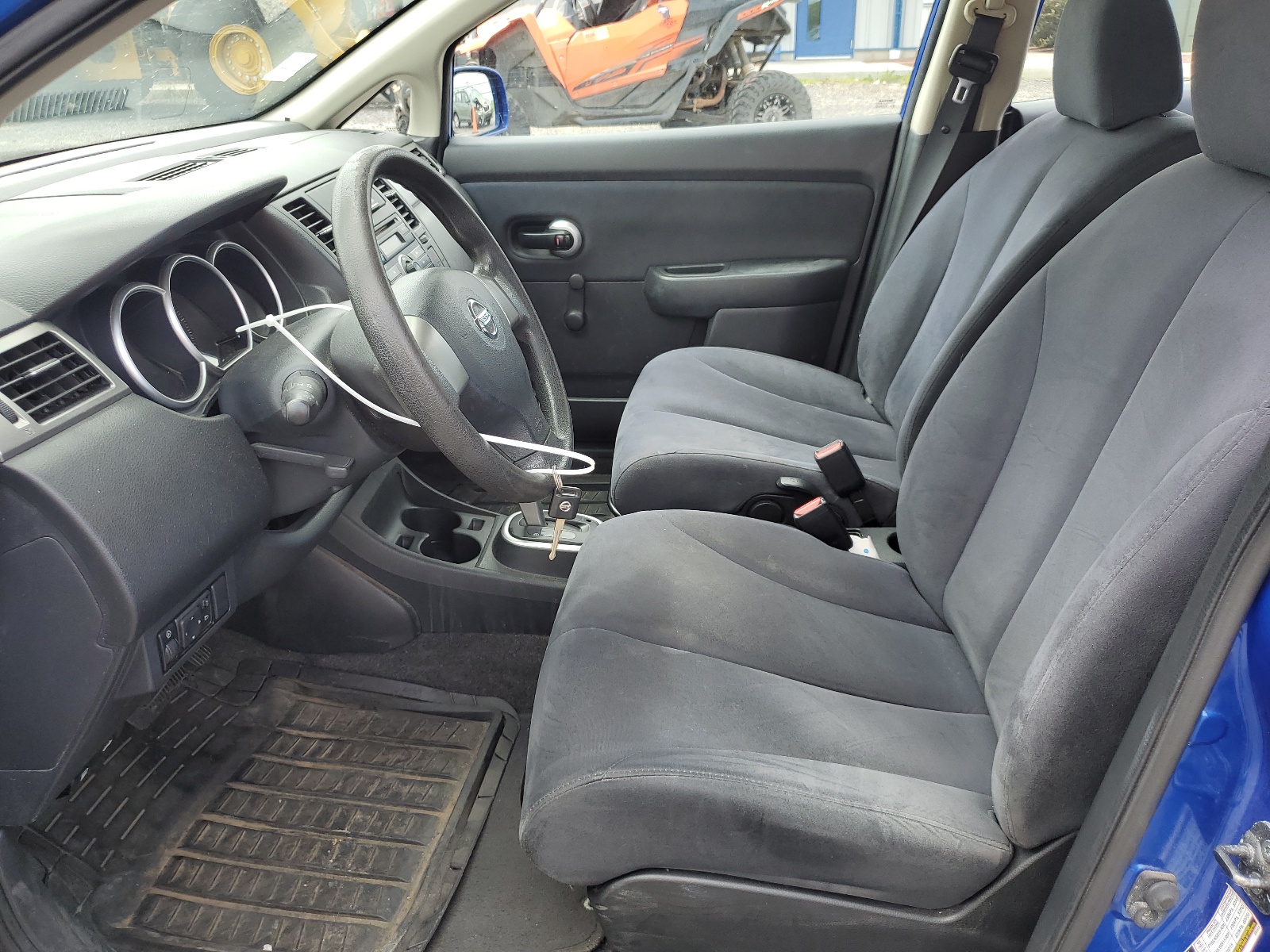 3N1BC13E89L478473 2009 Nissan Versa S