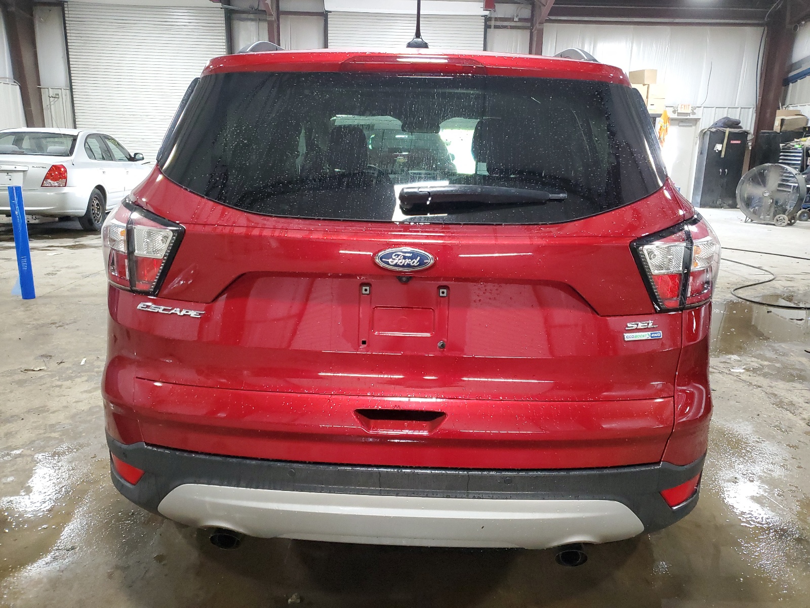 1FMCU9HD0JUB21906 2018 Ford Escape Sel