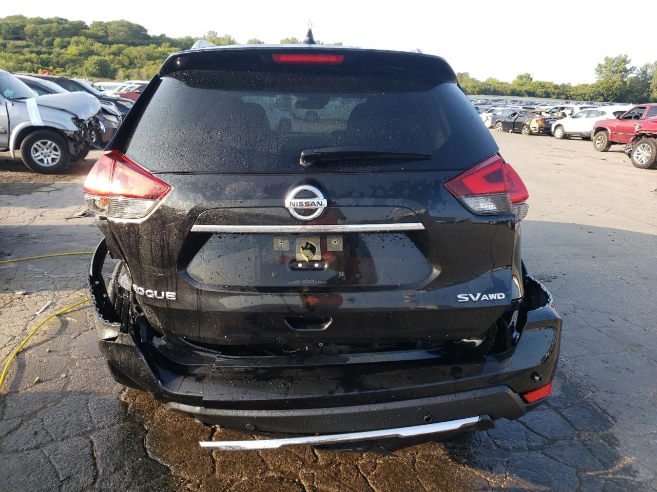 2020 Nissan Rogue S VIN: JN8AT2MV0LW108556 Lot: 67858354