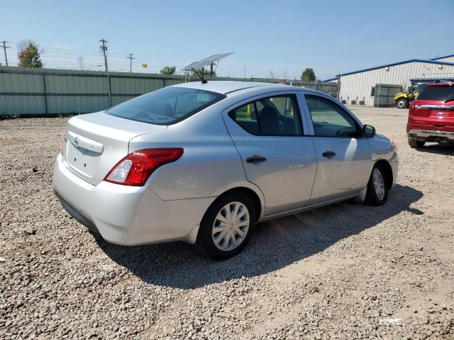  NISSAN VERSA 2015 Srebrny