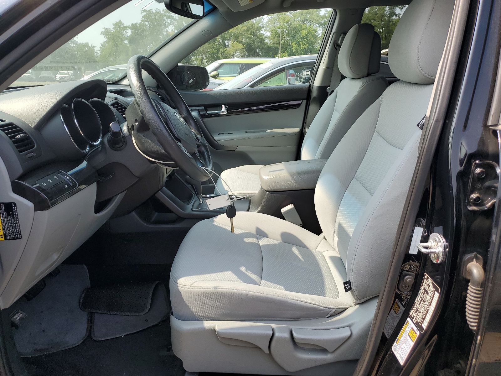 5XYKT4A15CG294010 2012 Kia Sorento Base