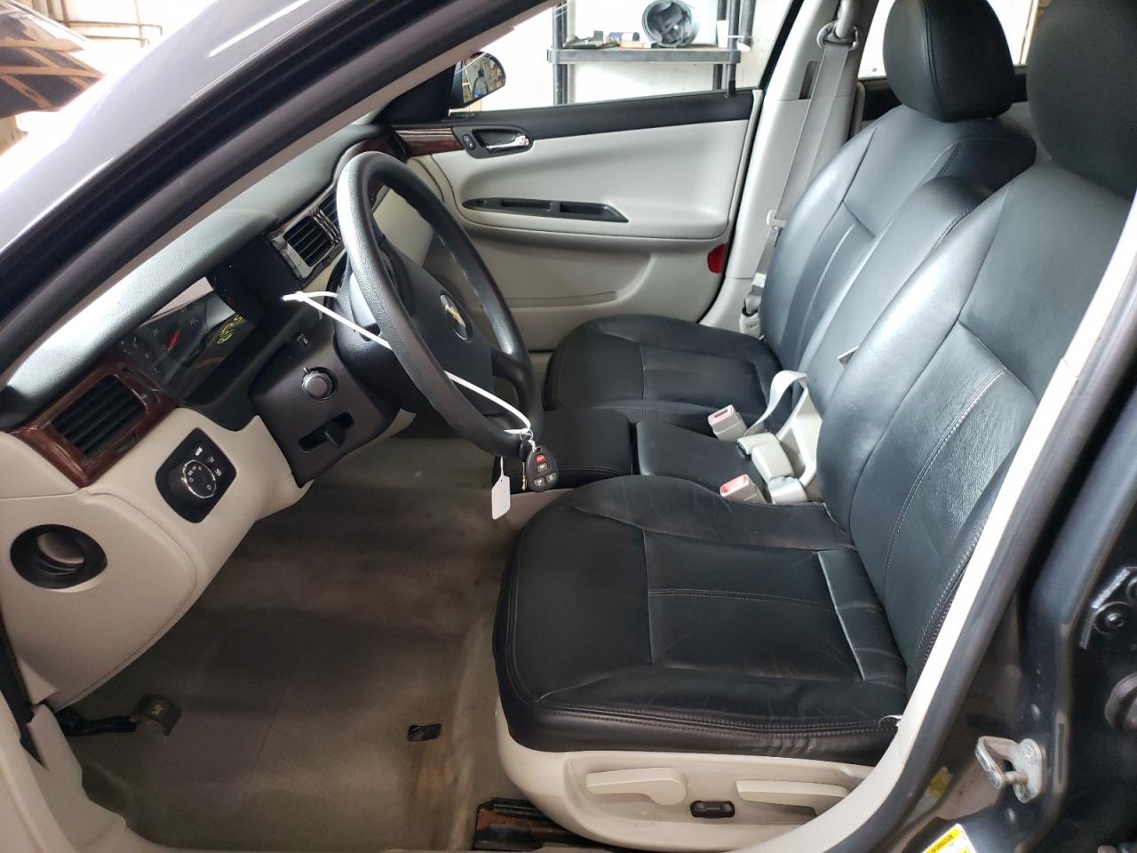 2011 Chevrolet Impala - Image 7