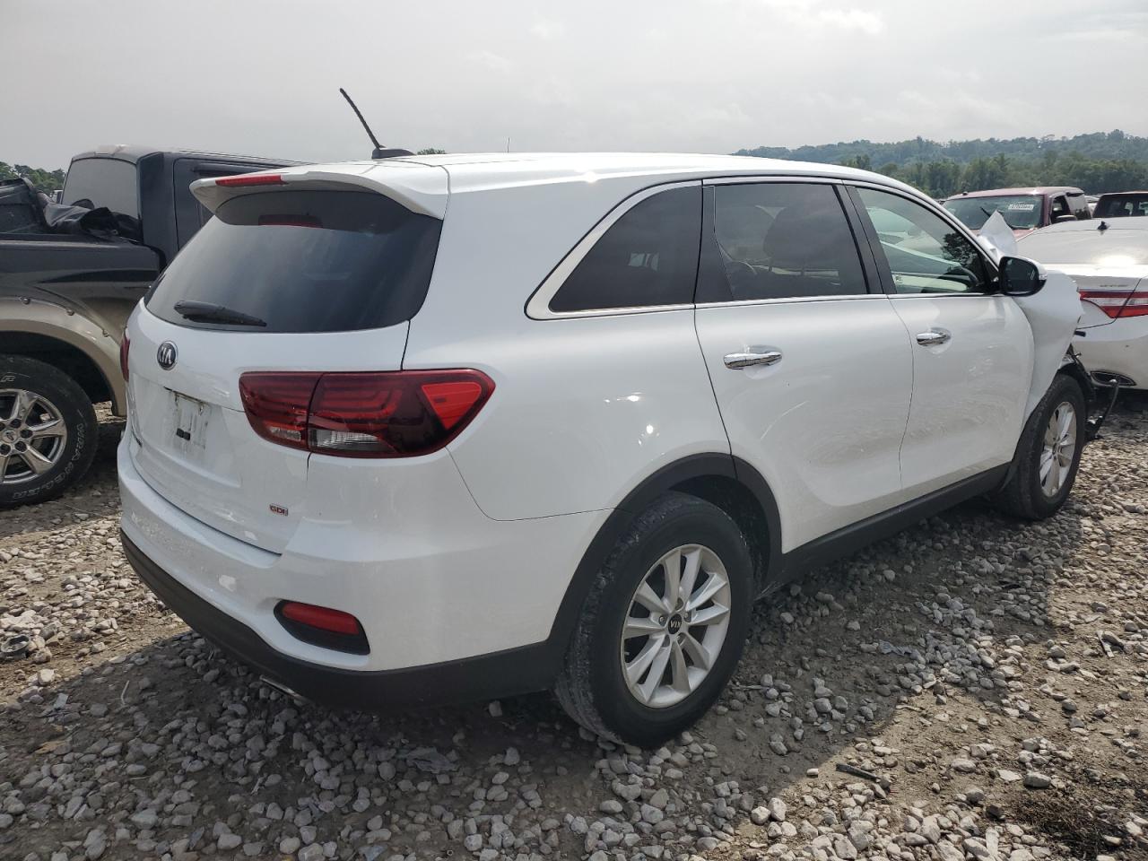 5XYPG4A37LG698647 Kia Sorento L 3