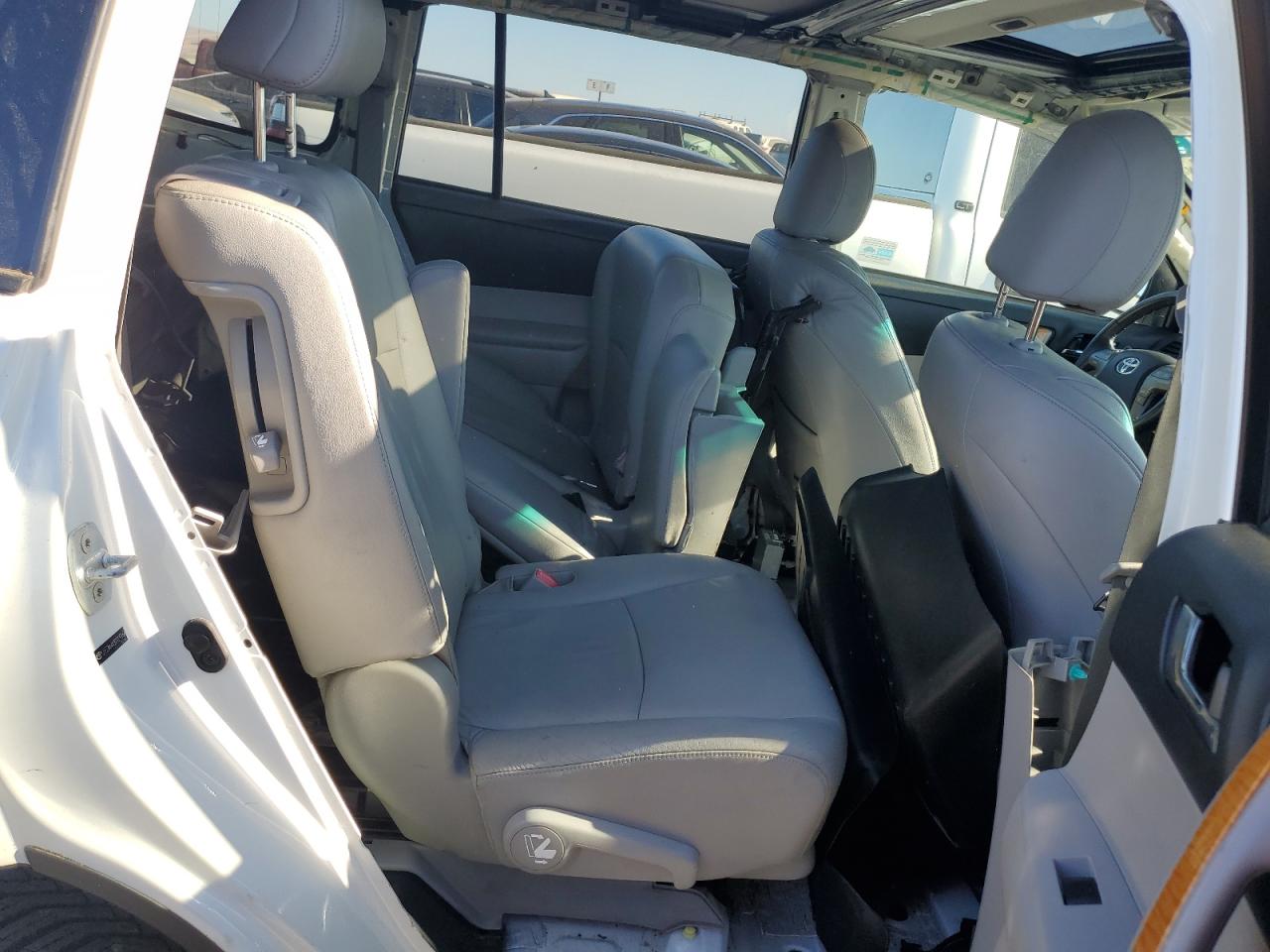 2009 Toyota Highlander Hybrid Limited VIN: JTEEW44A392029164 Lot: 66726964