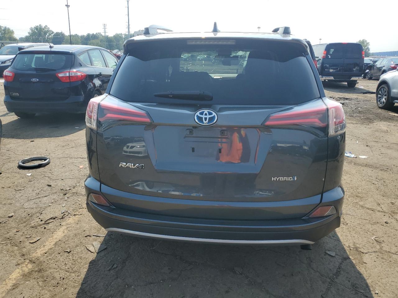 2018 Toyota Rav4 Hv Le VIN: JTMRJREVXJD222701 Lot: 69408604